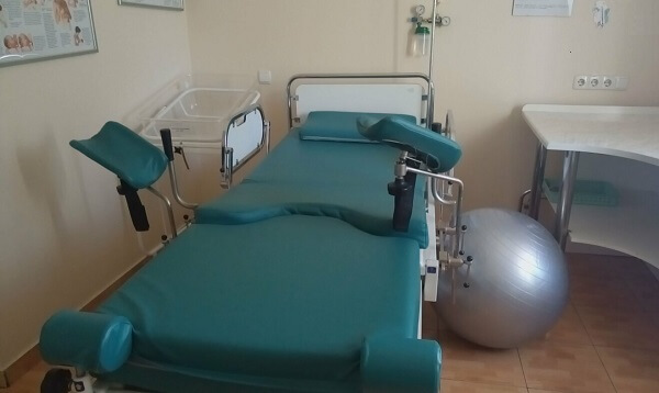 Фото Перший пологовий будинок у Львові