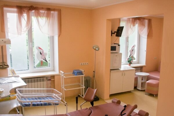 Картинка пологового залу сімейного типу, Львівського пологового будинку №1