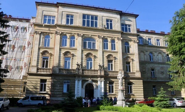 Photo Пологове відділення Львівської обласної клінічної лікарні